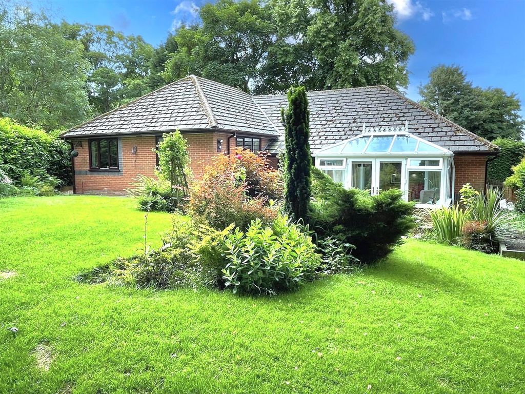 Property photo 3 of 38 B1.Jpg