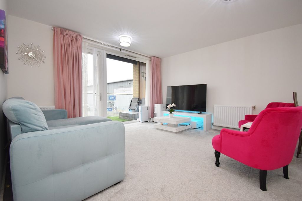Property photo 1 of 19 Main Image