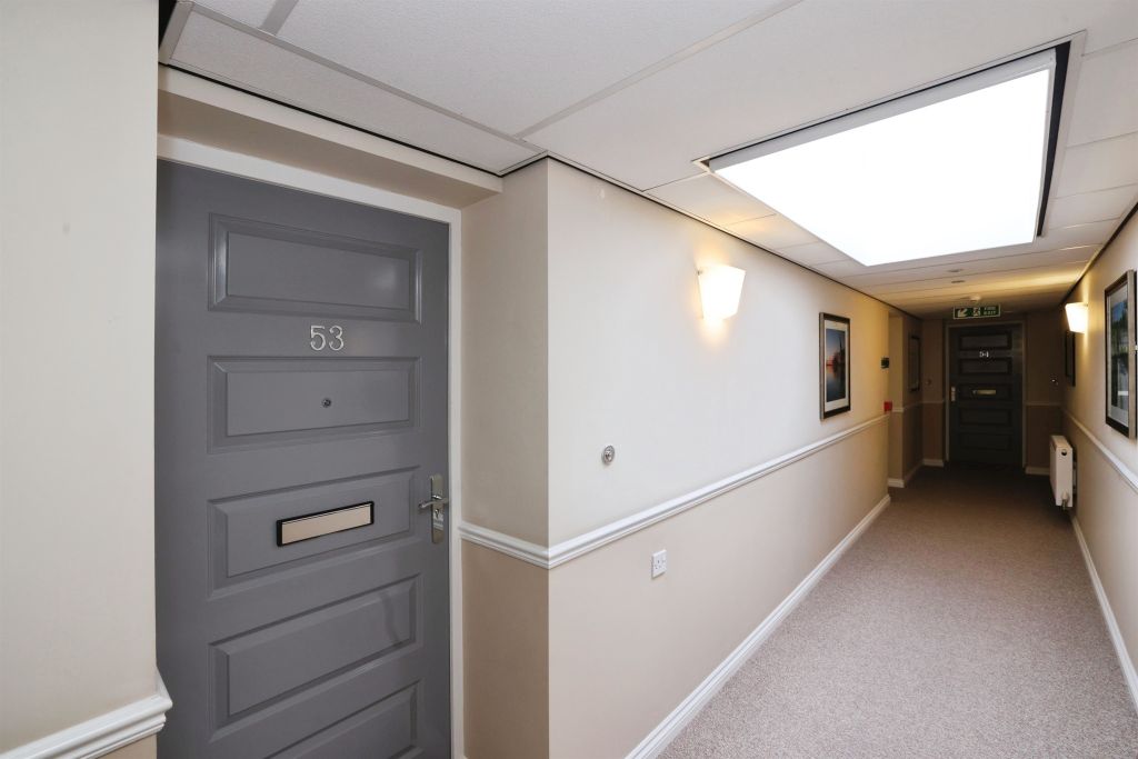 Property photo 3 of 18