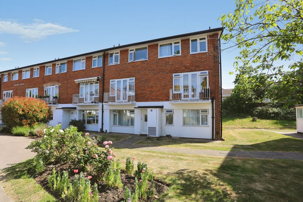Property photo 1 of 16 Pbox-Img.Jpg