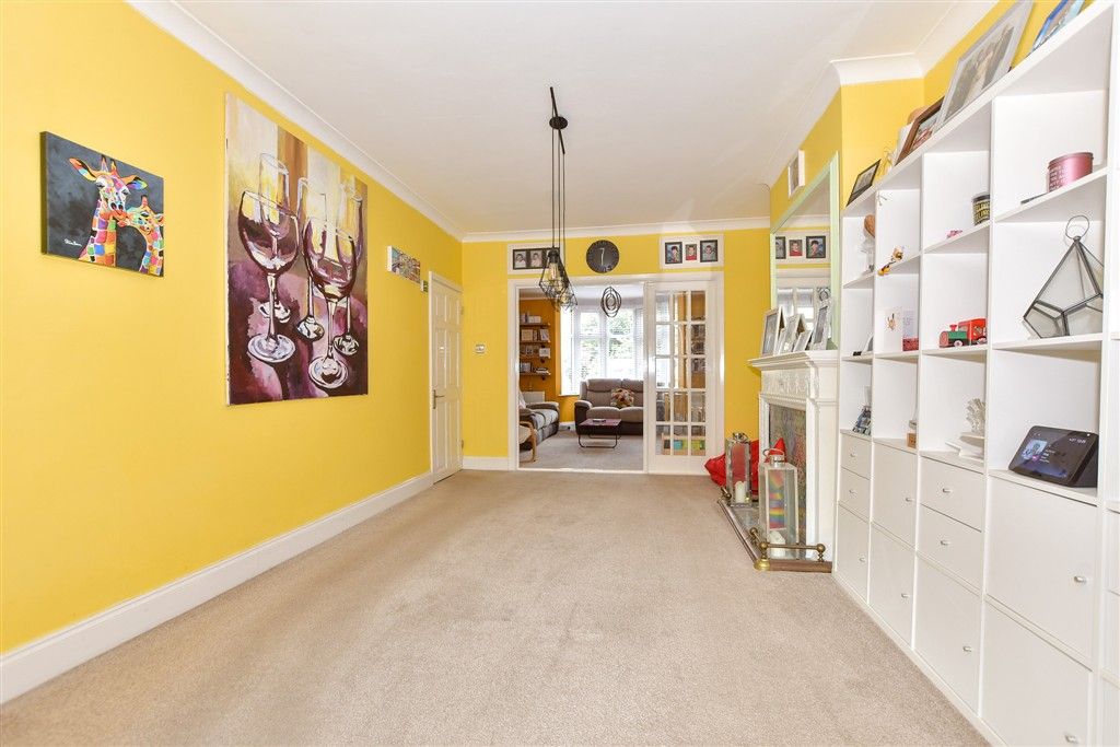 Property photo 2 of 14 Dining Area