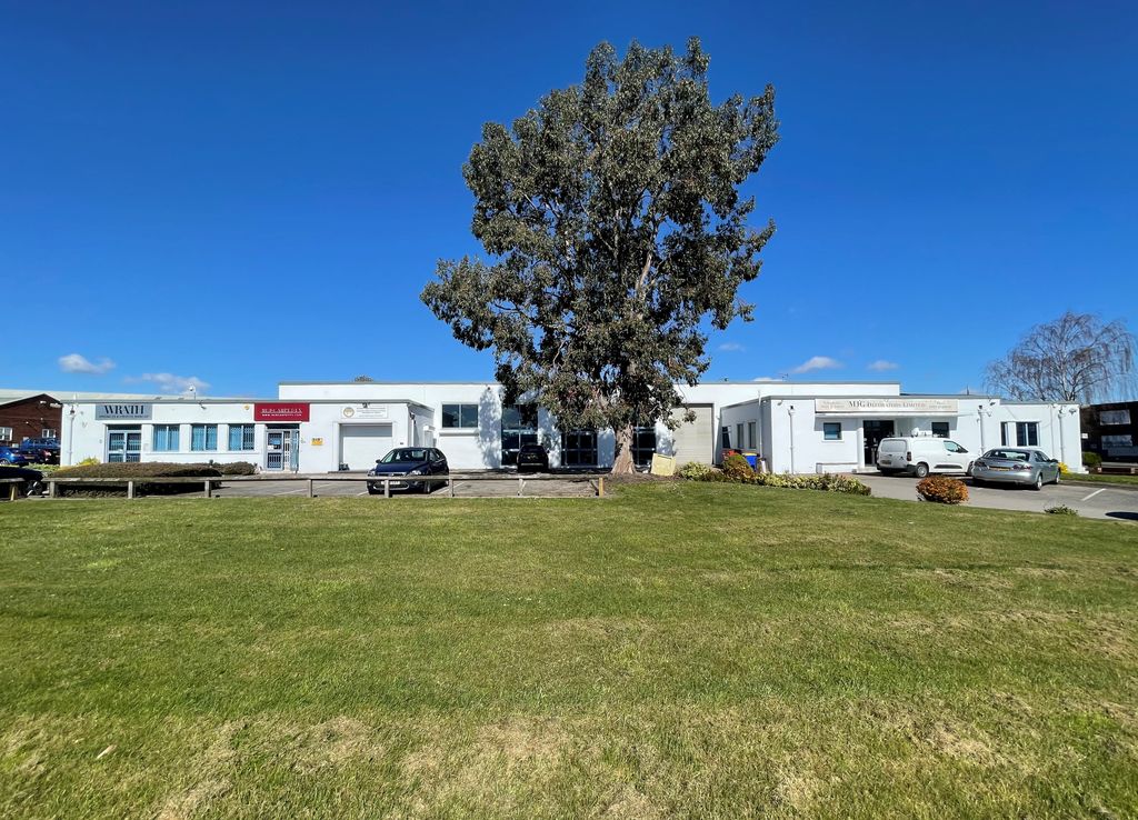 Property photo 1 of 1