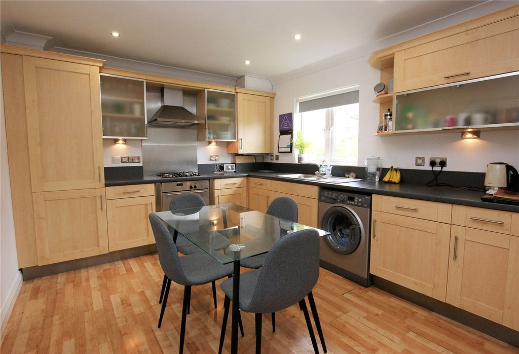 Property photo 2 of 7 Picture No. 03