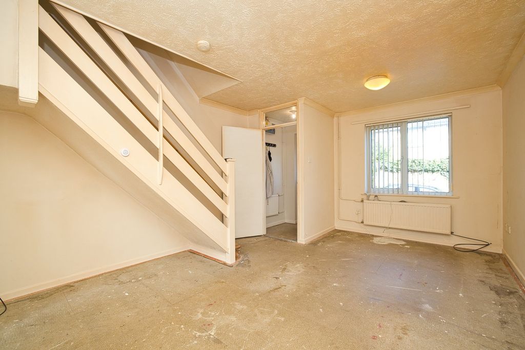 Property photo 3 of 11 Picture 3