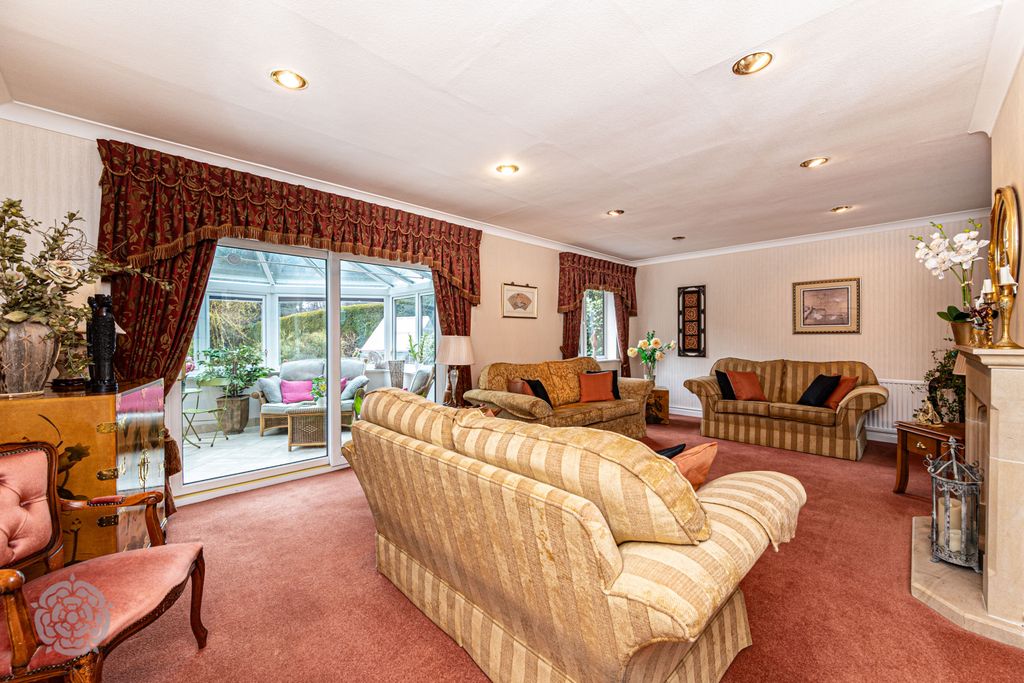 Property photo 3 of 43 Picture No. 08