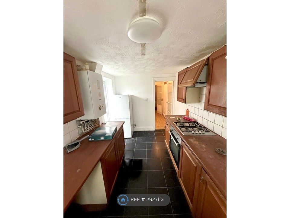 Property photo 2 of 3