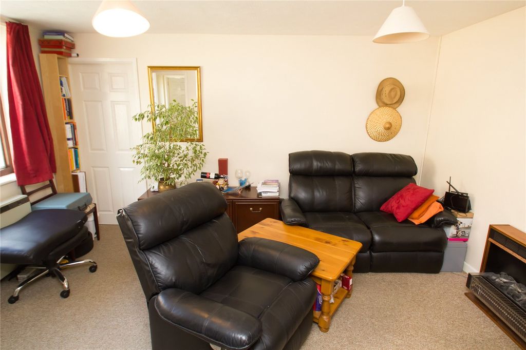 Property photo 3 of 8 Living Room