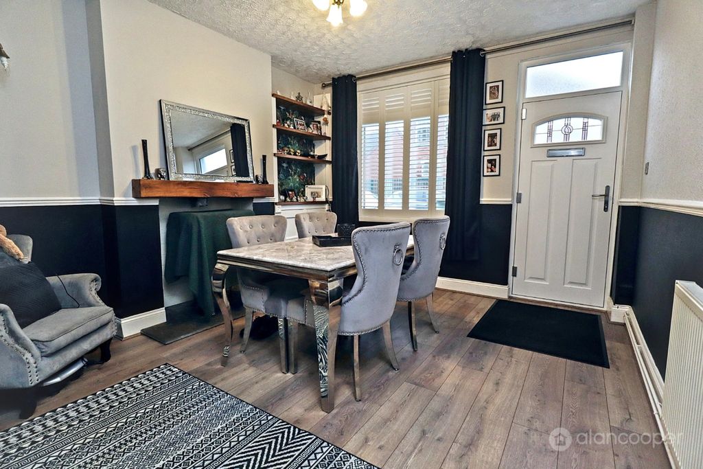 Property photo 3 of 21 4853164