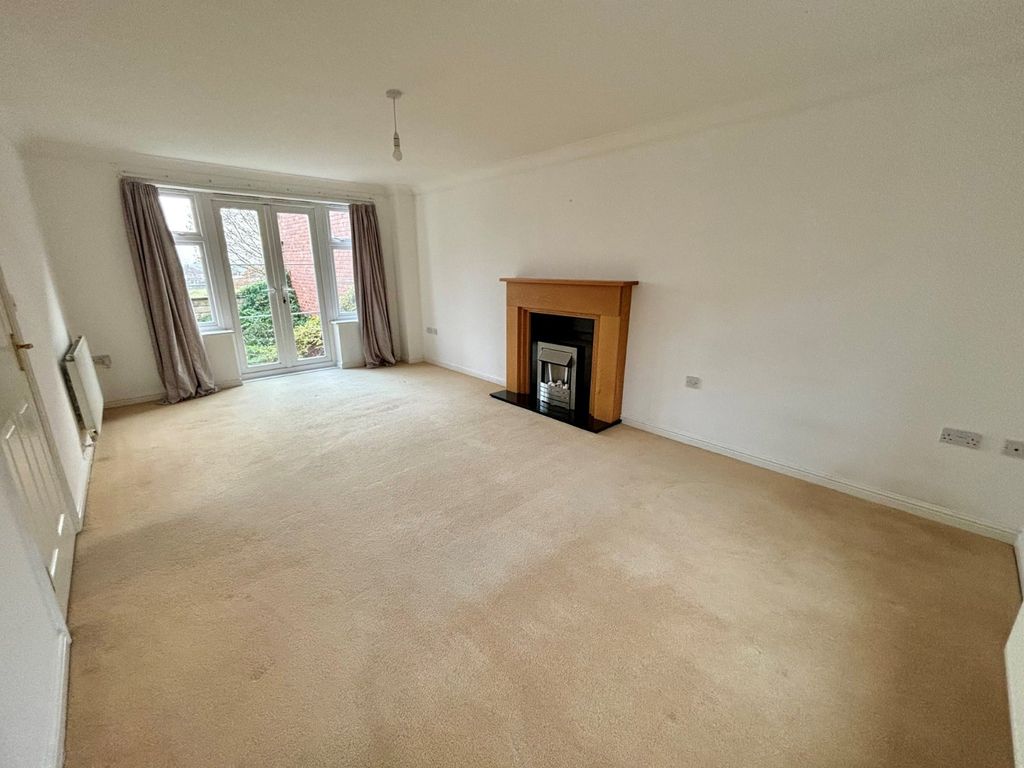 Property photo 2 of 23 Picture No. 04