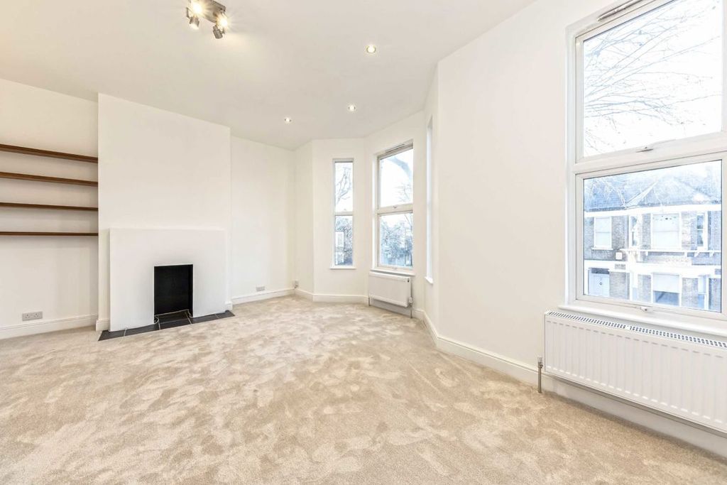 Property photo 2 of 5