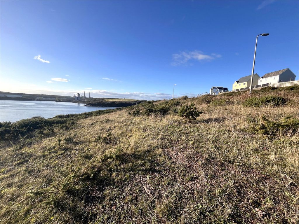 Property photo 1 of 6 Picture No. 05