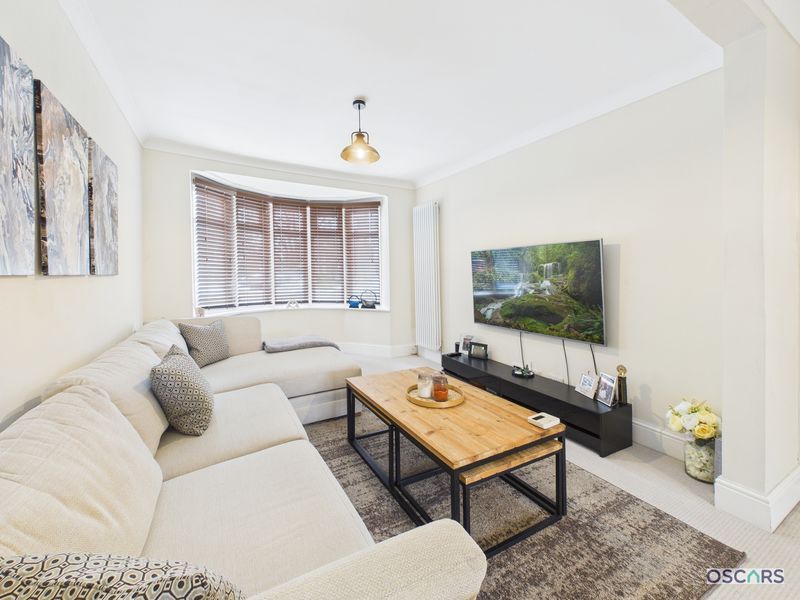 Property photo 2 of 10 Photo 3