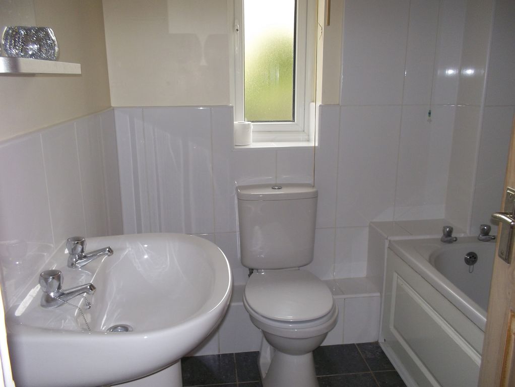 Property photo 3 of 3