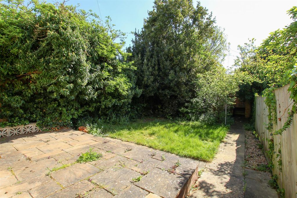 Additional image 20 of 6 bed town house to rentTenison Road, Cambridge CB1