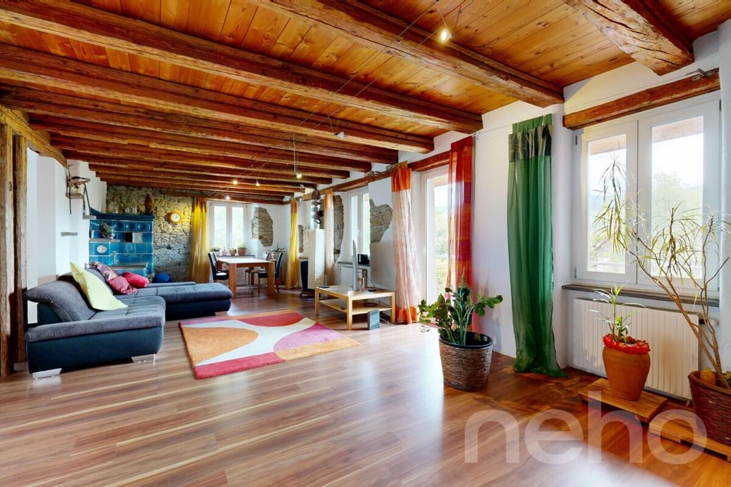 Property photo 2 of 12