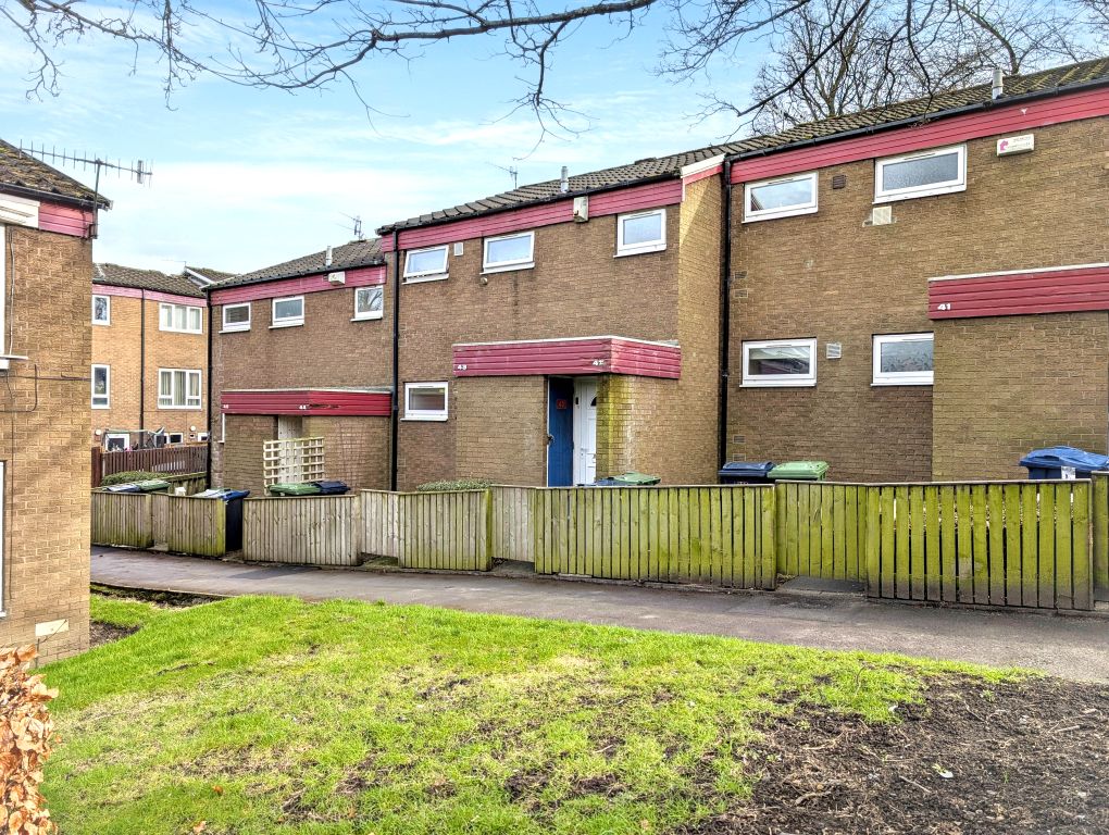 Property photo 1 of 12