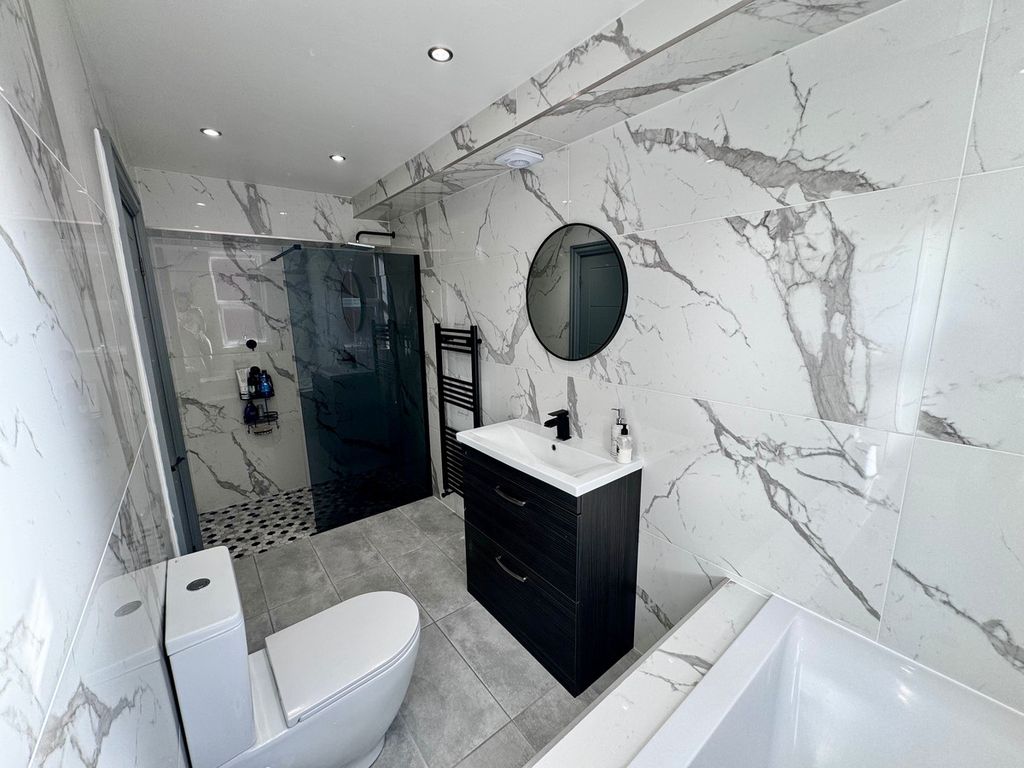 Additional image 9 of 3 bed maisonette to rentLiverpool Road, Southport PR8