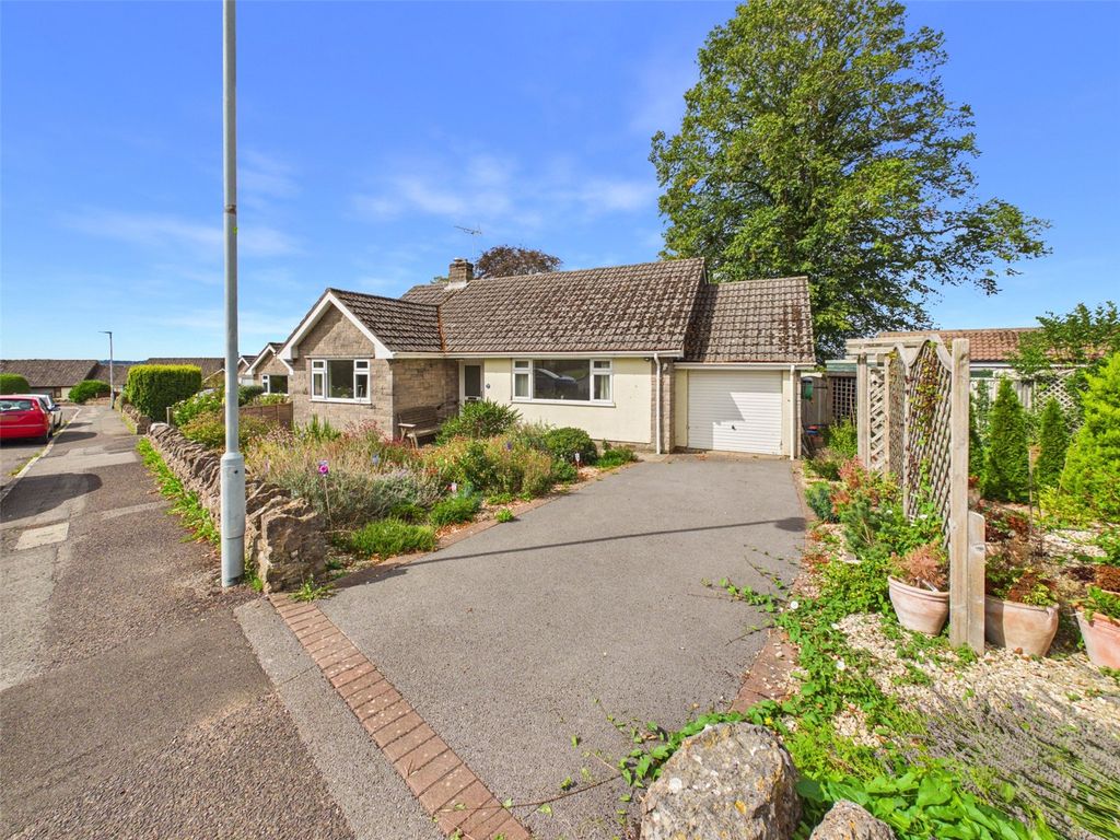 Property photo 1 of 24 Picture No. 01