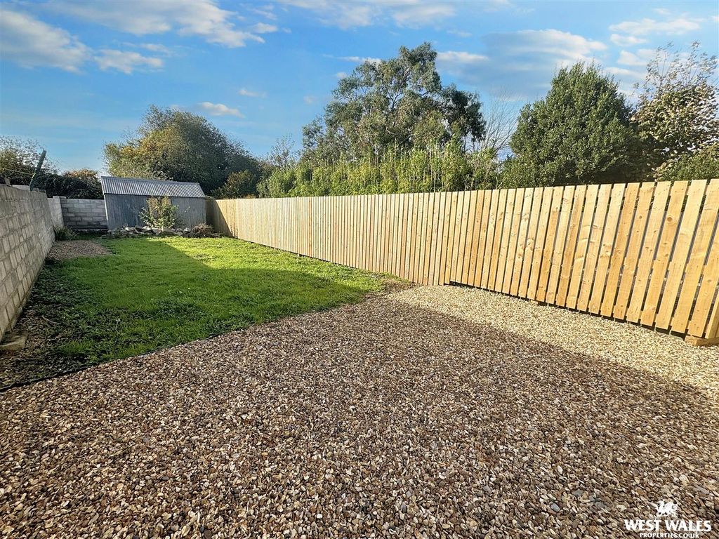 Property photo 2 of 18 Img_2864.Jpg