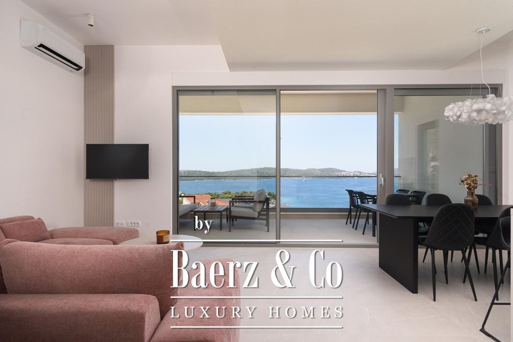 Property photo 1 of 35