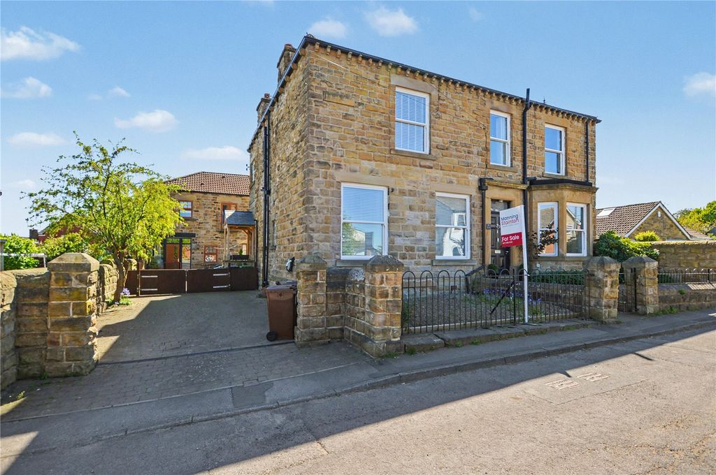 Property photo 1 of 33 Picture No. 47
