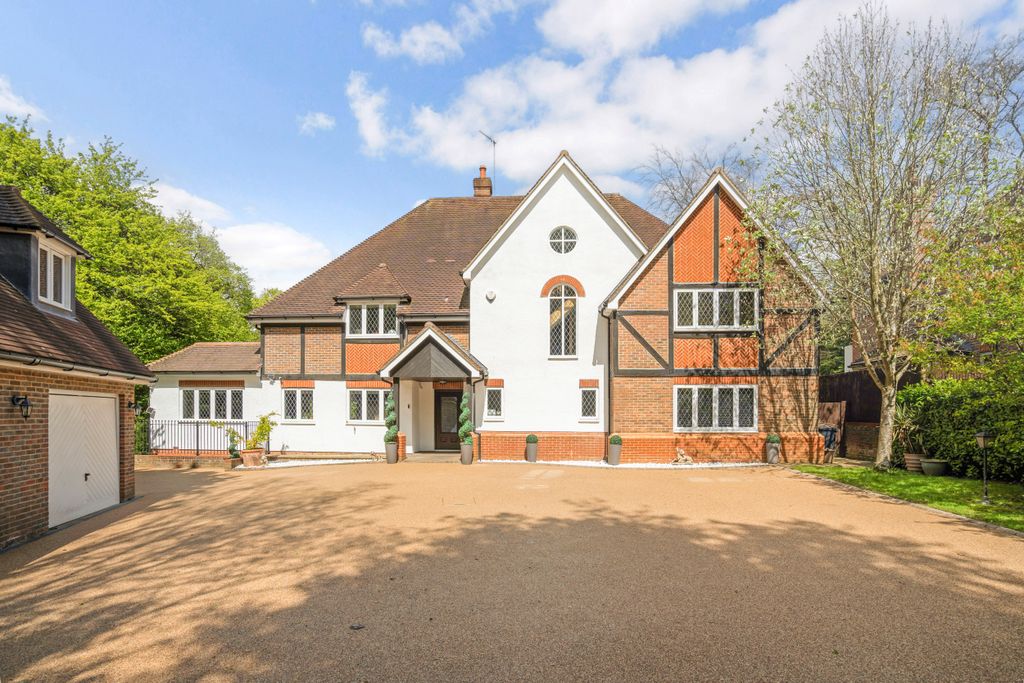 Property photo 1 of 15