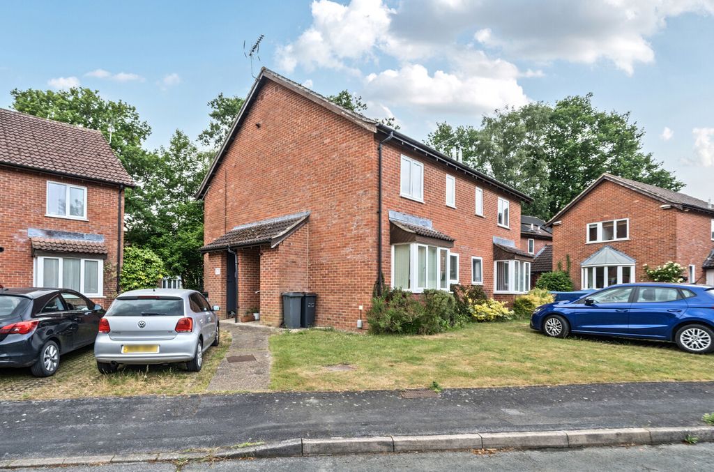 Property photo 1 of 8 1300517-2-683041A...