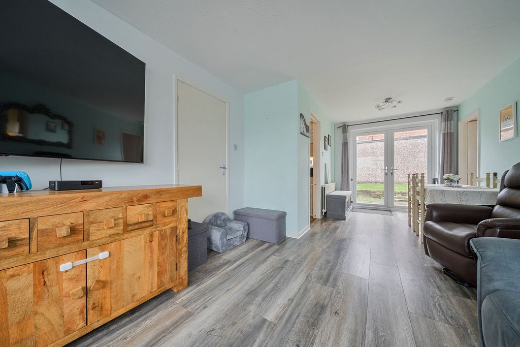 Property photo 3 of 20 Reception Room