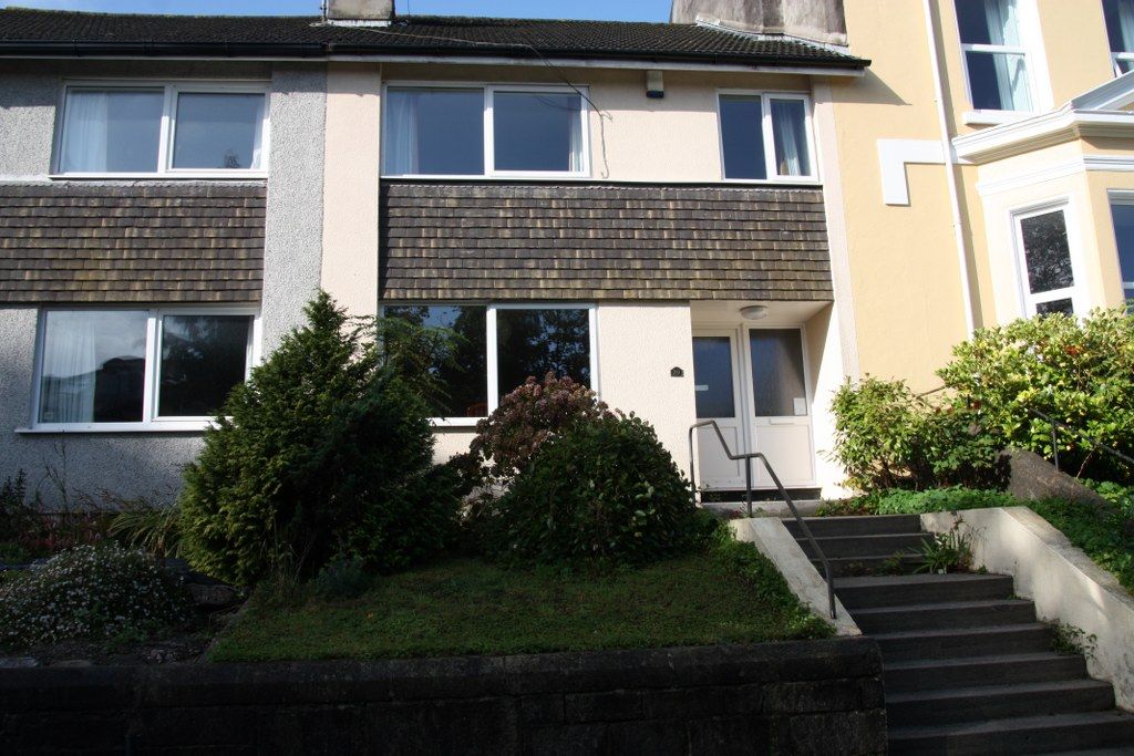 Property photo 1 of 10 Front View