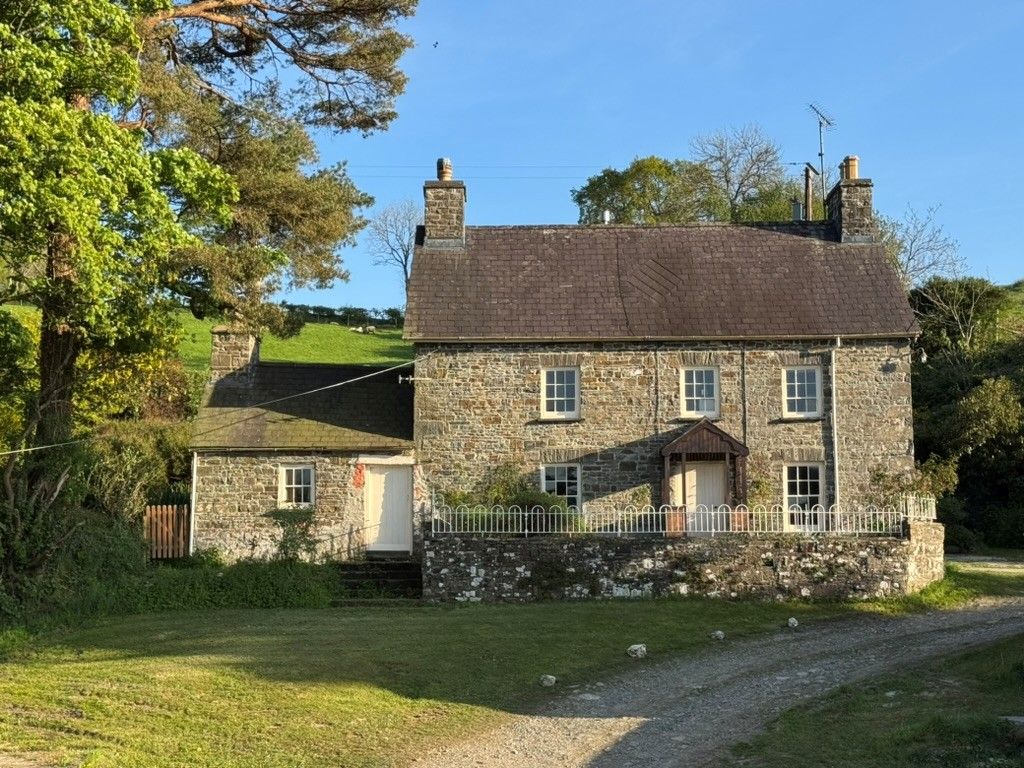 Property photo 1 of 55