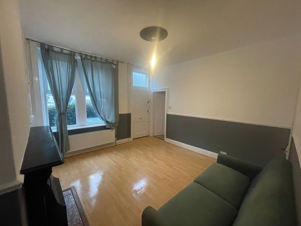 Property photo 3 of 6