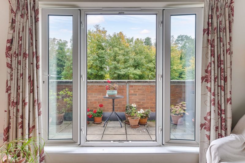 Property photo 3 of 17 Photo 2