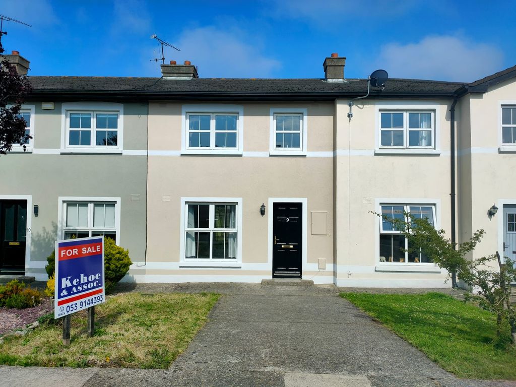 Property photo 1 of 11