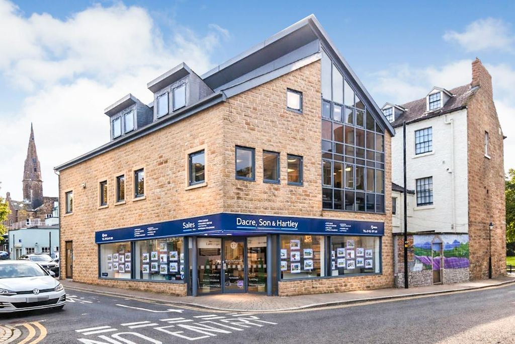 Property photo 1 of 15 Albert Street New External .Jpg