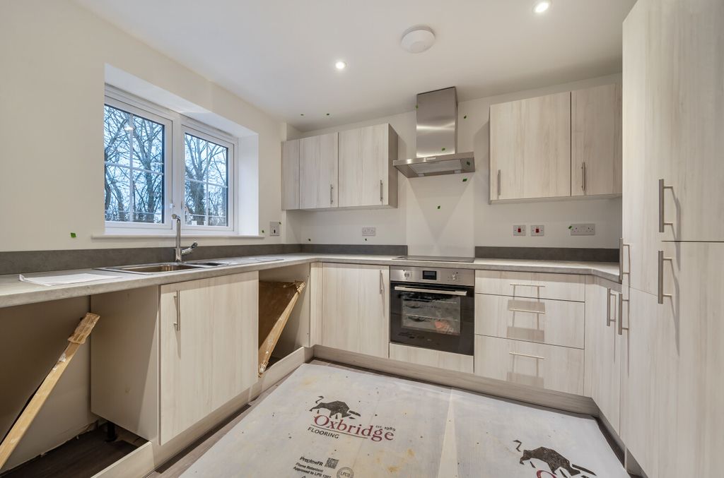 Property photo 1 of 12 Kitchen