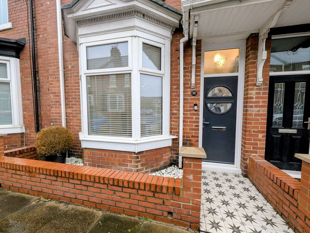 Property photo 1 of 24