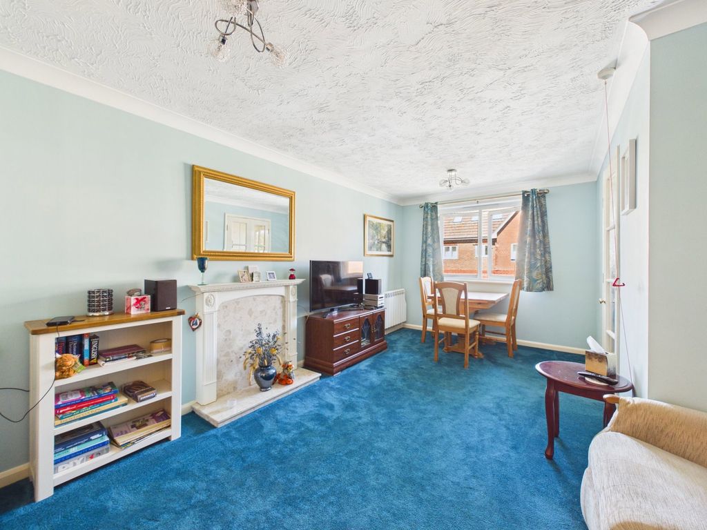 Property photo 3 of 13