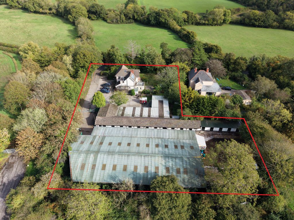 Property photo 2 of 19