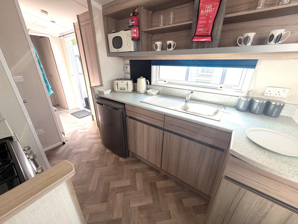 Property photo 2 of 9 Swift Trading Post 2016 Car0064843 147257821.Jpeg