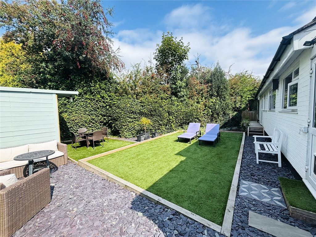 Property photo 2 of 20 Picture No. 35