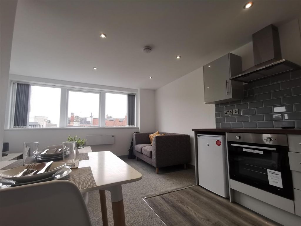 Property photo 3 of 5 8.Jpg