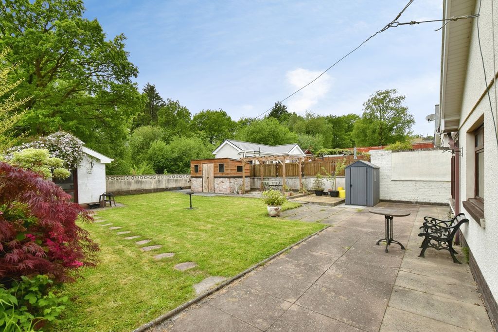 Property photo 3 of 21 Pbox-Img.Jpg