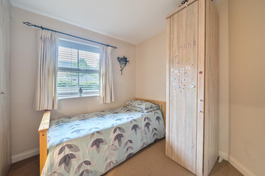 Property photo 3 of 20 Bedroom