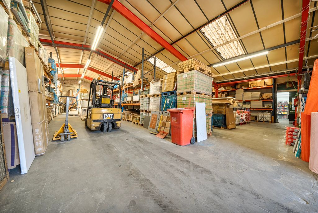 Property photo 3 of 10 Photo 2