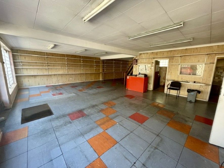 Property photo 2 of 12