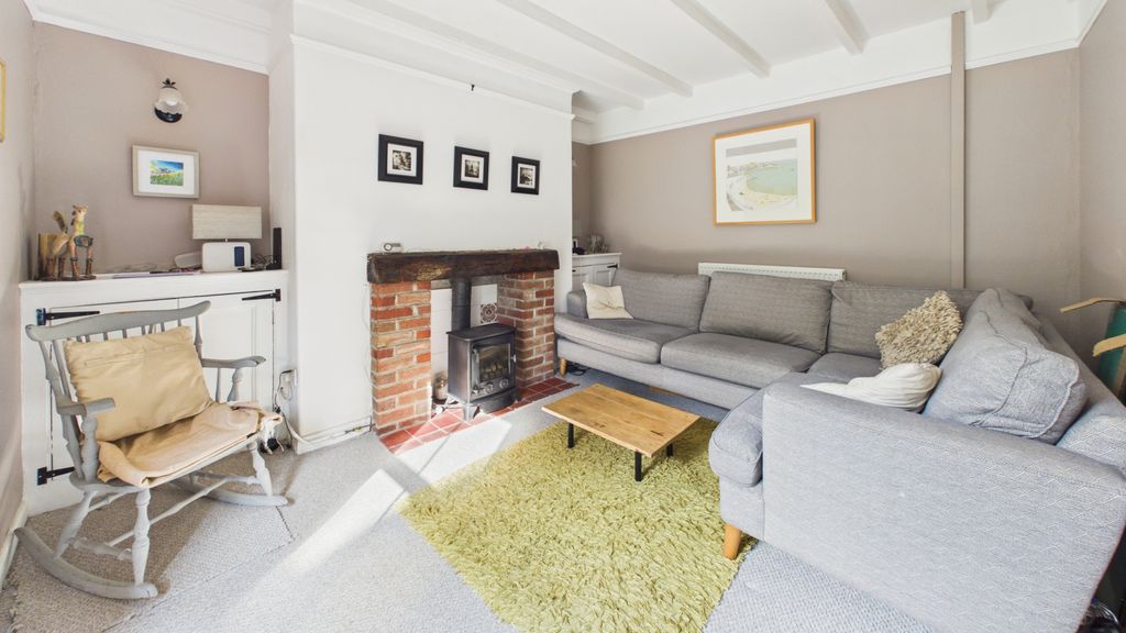 Property photo 2 of 17 Gallery