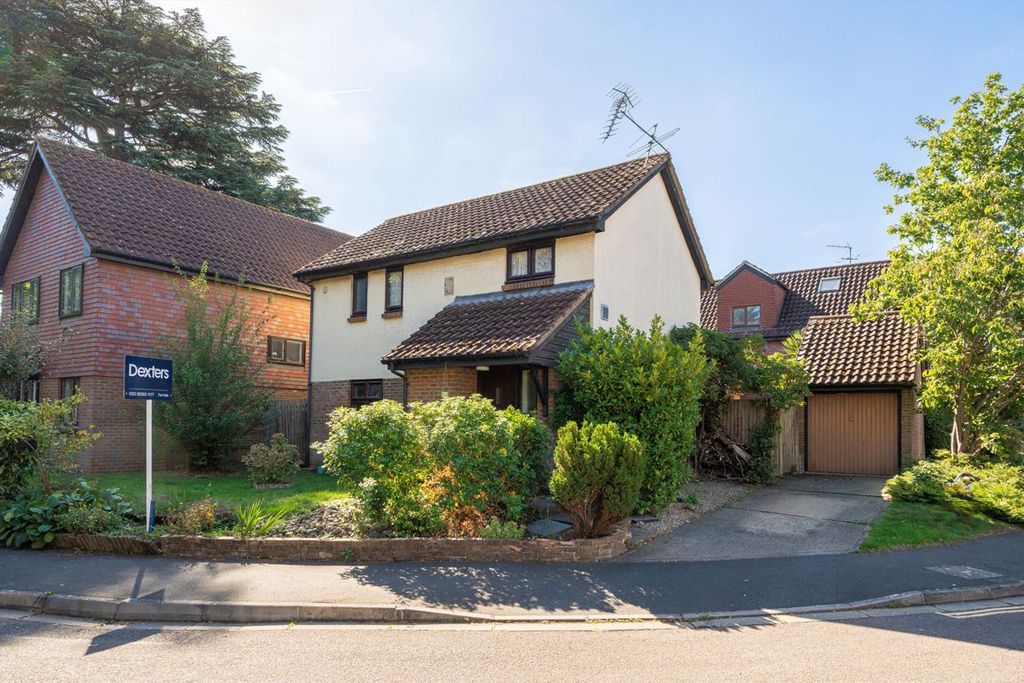 Property photo 1 of 8