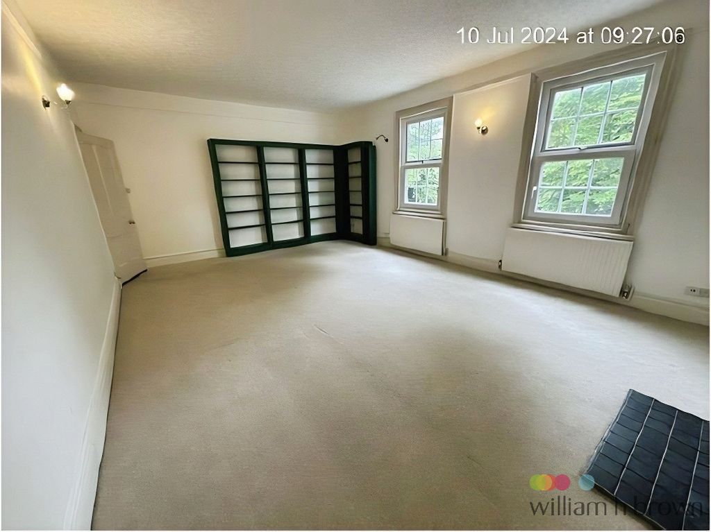 Property photo 2 of 11 Image