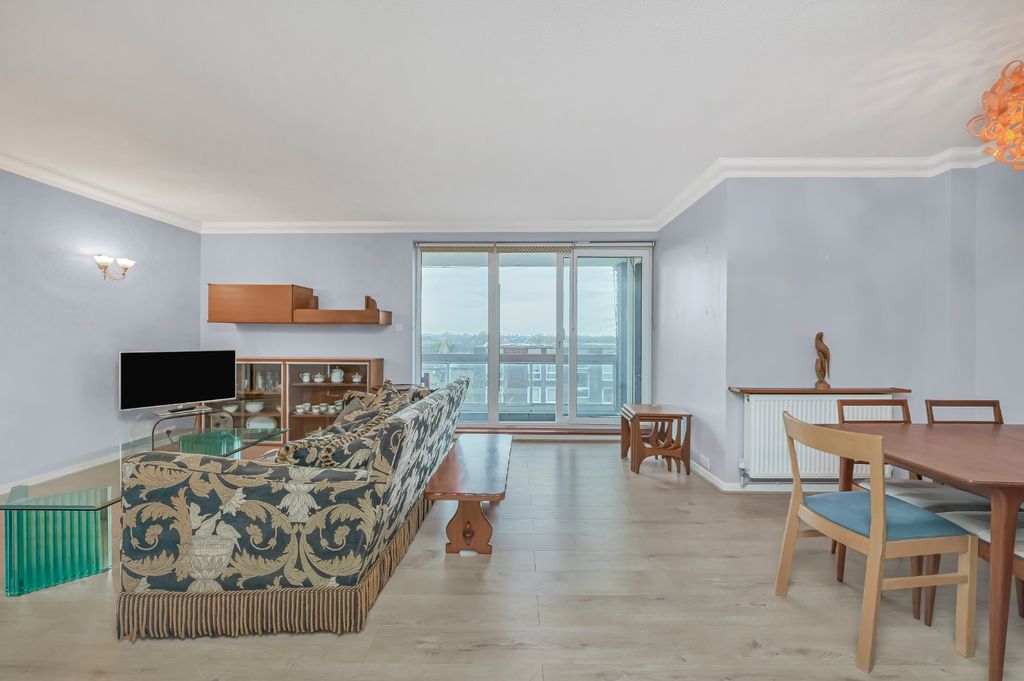 Property photo 2 of 21 Picture 2