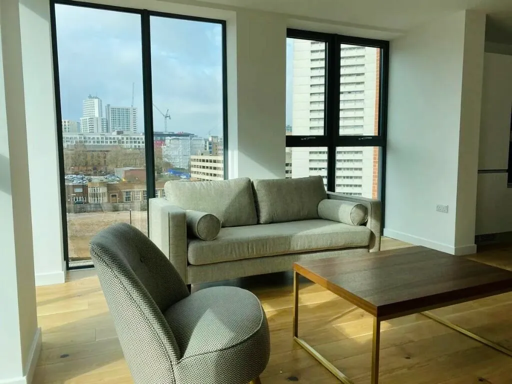 Apartment in Birmingham, Edgbaston, West Midlands - More